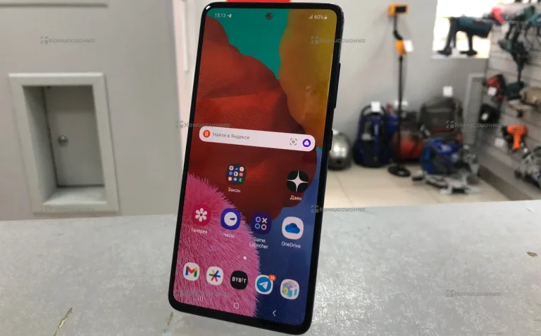 Samsung Galaxy A51 4/64 ГБ