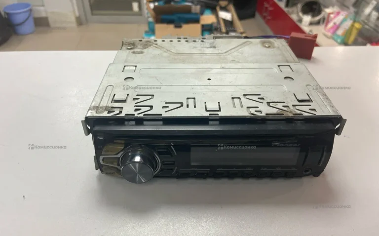 Автомагнитола Pioneer DEH-1600UB