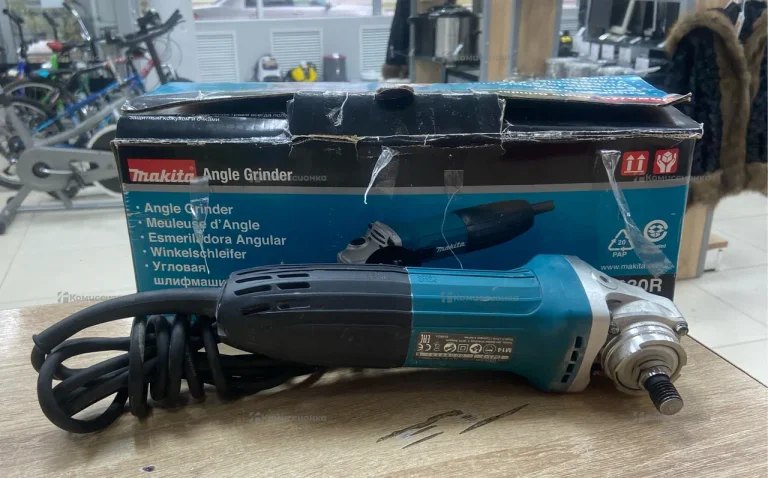 Makita УШМ GA5030R