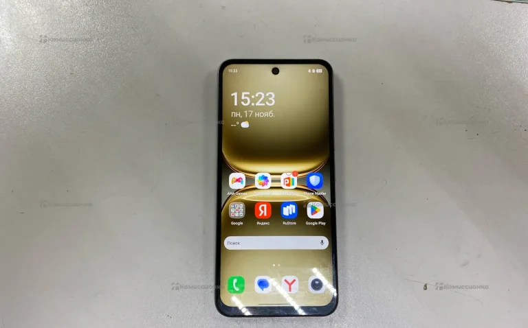 Tecno Spark Go 2 4/128 ГБ