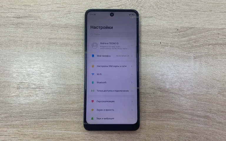 Tecno Spark 30 8/256 Гб