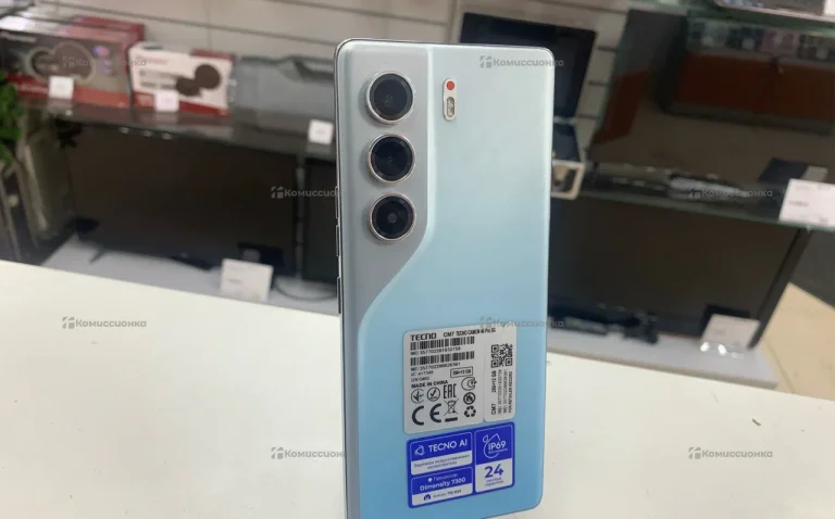 Tecno CAMON 40 Pro 5G 8/256 Гб