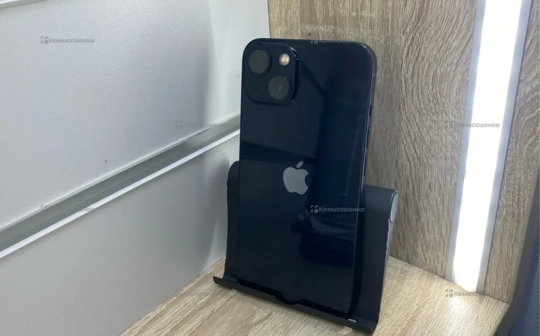 Apple iPhone 13 4/128 ГБ