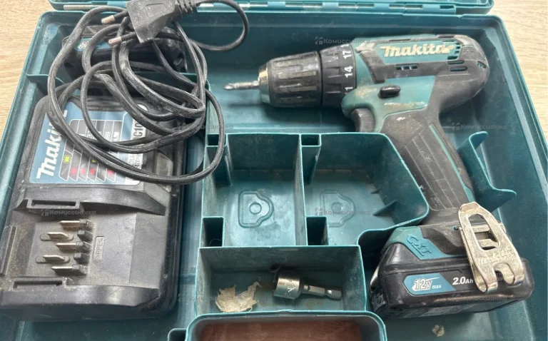 аккумуляторная дрель-шуруповерт Makita DF333D