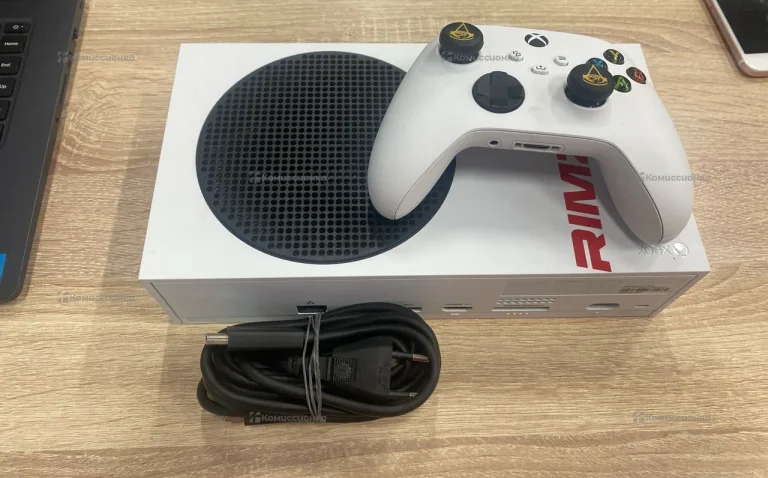Приставка Xbox Series S
