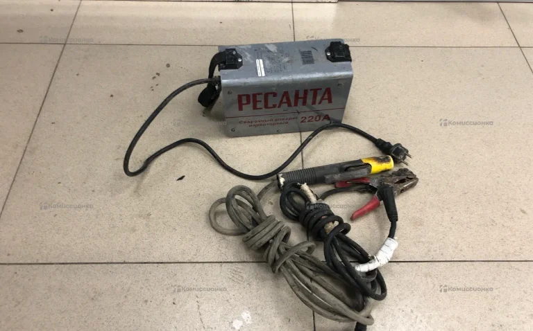 Сварочный аппарат Ресанта САИ 220А