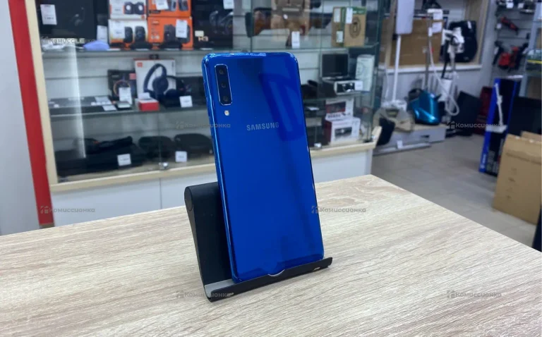 Samsung Galaxy A7 4/64 ГБ