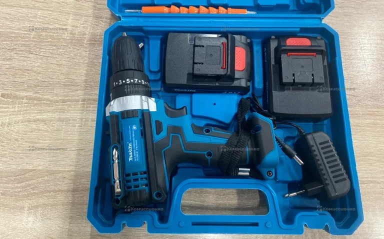 Дрель-шуруповёрт Makita DCD917 (реплика)