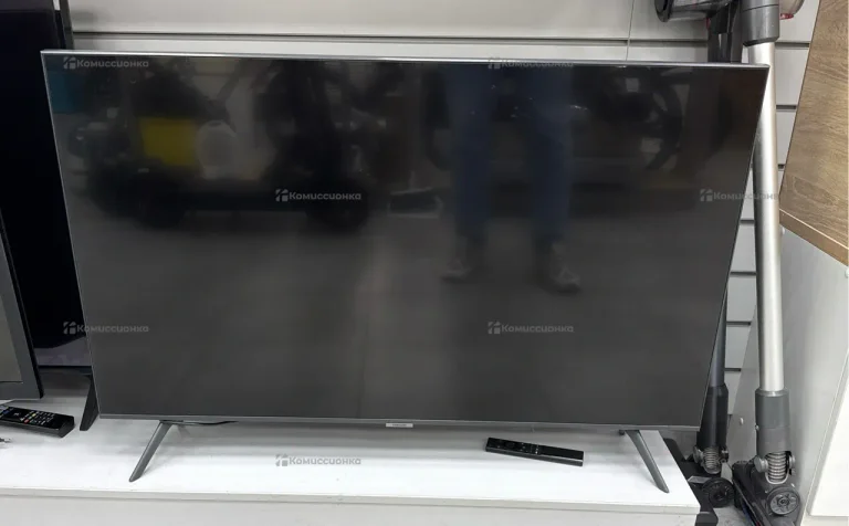 Телевизор Samsung UE43AU7170U