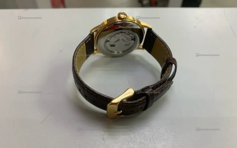 Часы  Orient f622