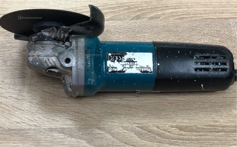 УШМ Makita 9558HNR