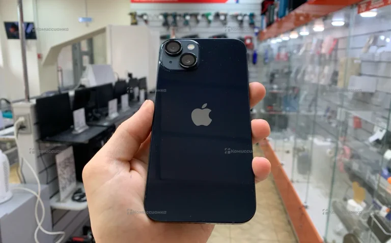 Apple iPhone 13 128 ГБ