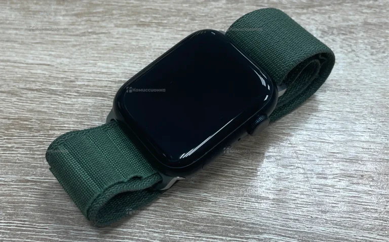 Часы  Apple Watch 8 gps 45mm
