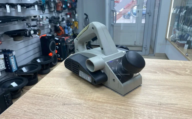 электрорубанок интерскол p-82/710