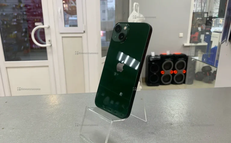 Apple iPhone 13 4/128 ГБ