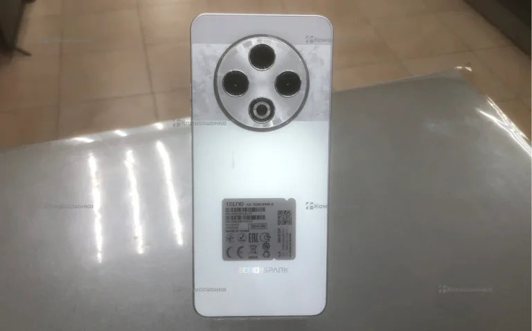 Tecno Spark 30 8/256
