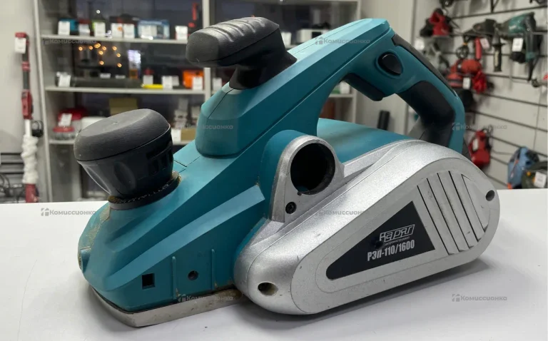 Электрорубанок Варяг РЭП-110/1600