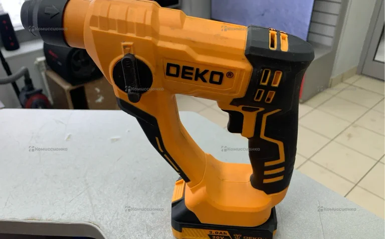 Перфоратор аккумуляторный DEKO DKCH20