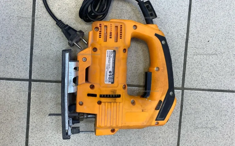 Электролобзик ВИХРЬ ЛЭ-100