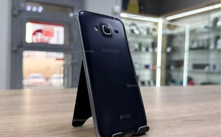 Samsung Galaxy J3 (2016) 1.5/8 ГБ
