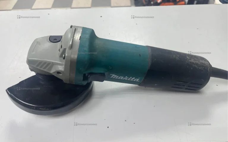 УШМ Makita 9558HNR