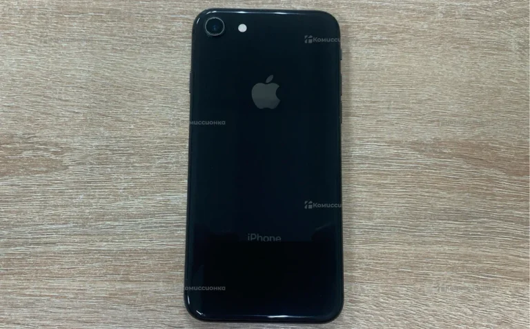 Apple iPhone 8 2/64 ГБ