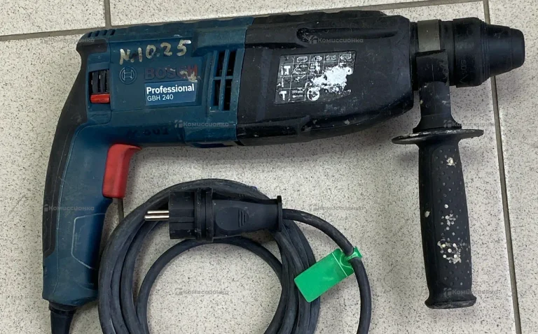 Перфоратор Bosch GBH240