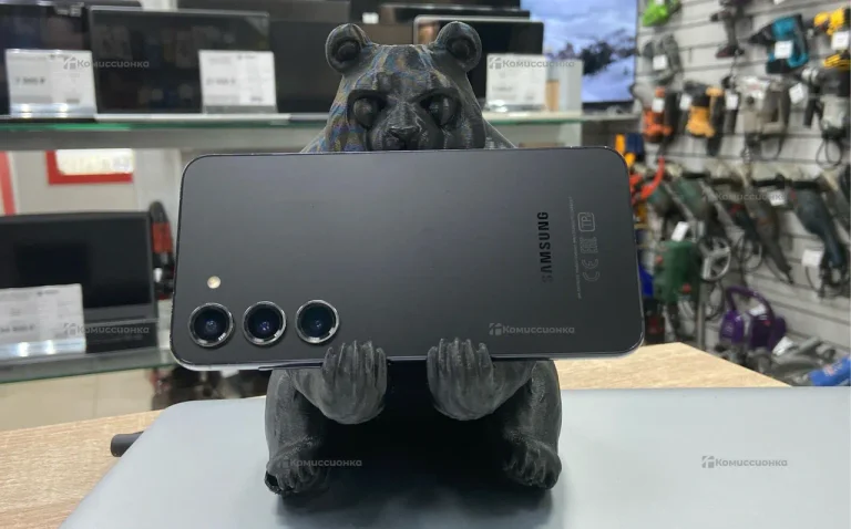 Samsung Galaxy S23 8/128 ГБ