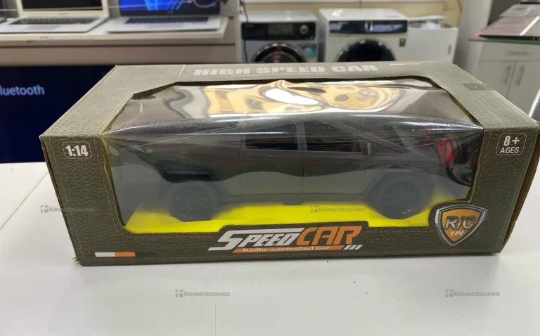 Машинка на радио управлении Тесла кибертрак