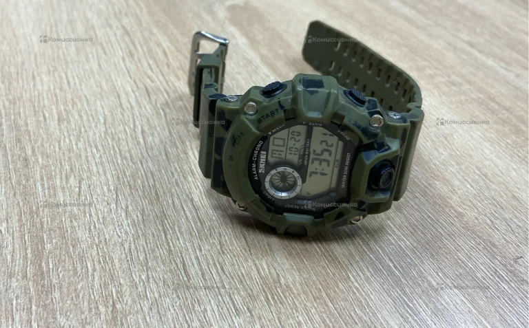 Часы  Skmel