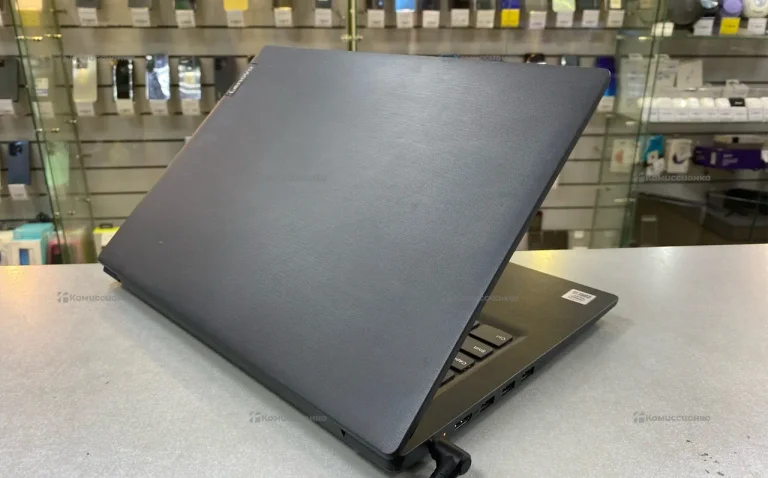 Ноутбук Lenovo V14-IIL 82C4