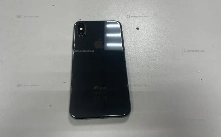 Apple iPhone X 3/64 ГБ