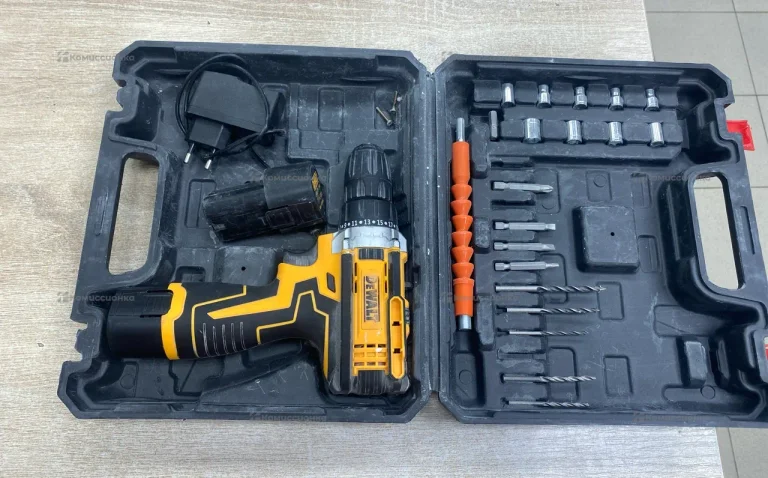 Шуруповёрт Dewalt Rex-12vcd Реплика
