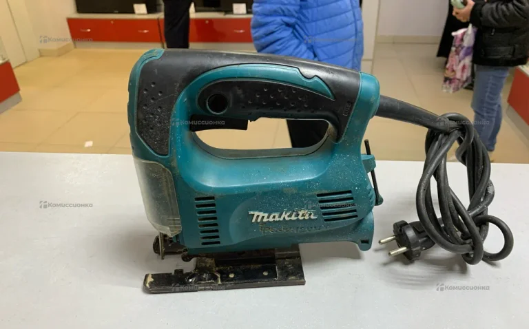 Электролобзик makita 4327