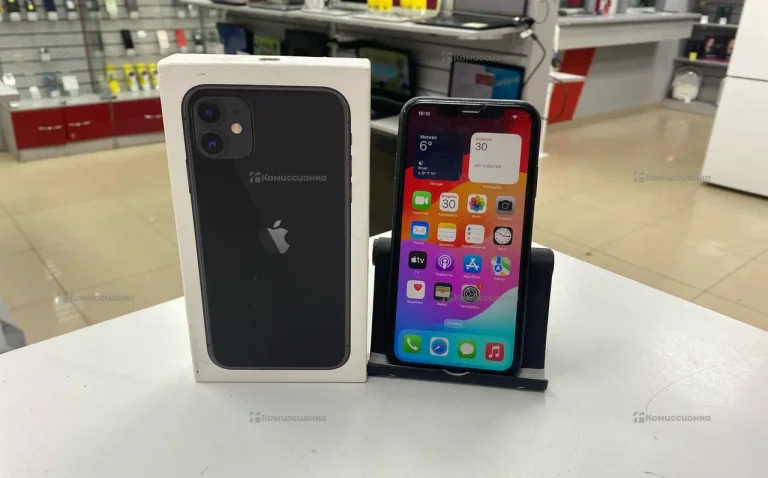 Apple iPhone 11 4/128 ГБ