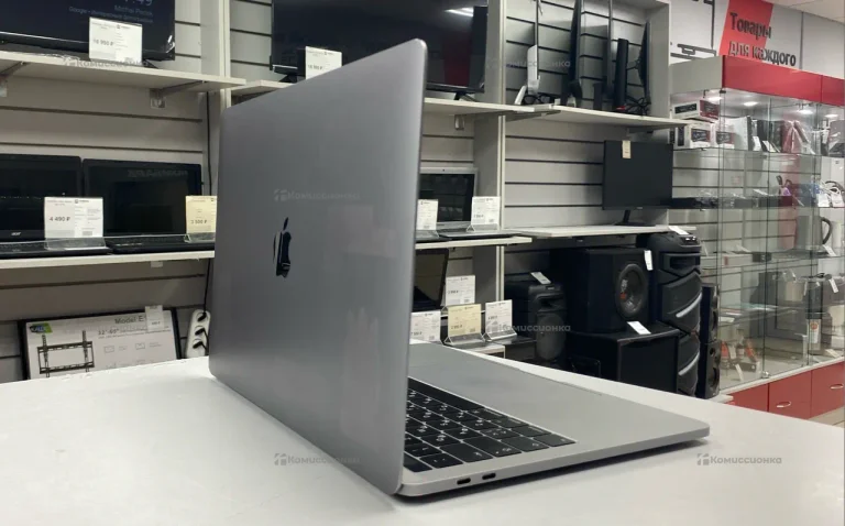 Ноутбук  MacBook Pro 13 2016 Touch Bar