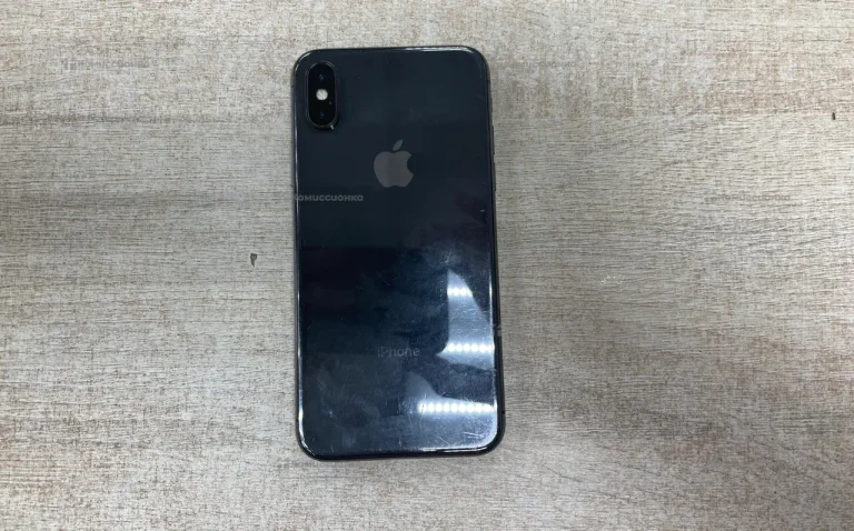 Apple iPhone X 3/256 ГБ