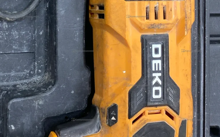 Перфоратор сетевой DEKO DKH950W