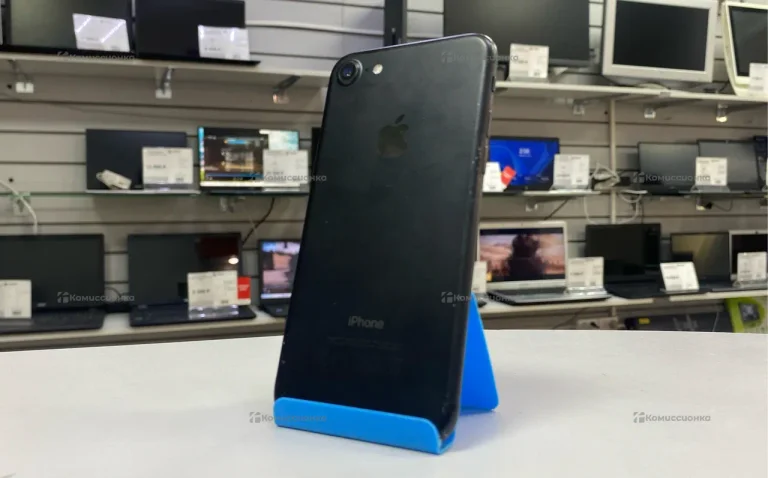 Apple Apple iPhone 7 128 GB