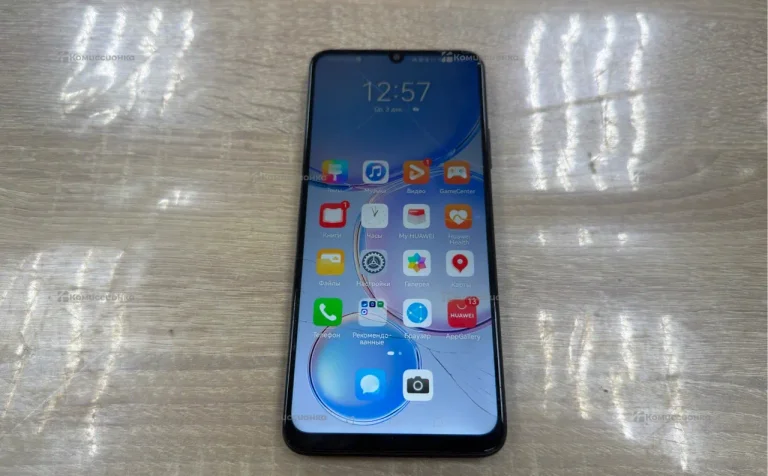 Huawei Nova Y70 4/64 ГБ