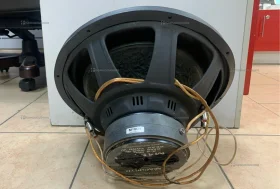 Колонка  сабвуфер Machete