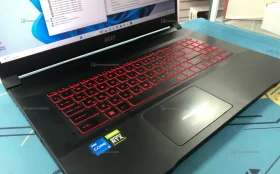 Ноутбук  MSI