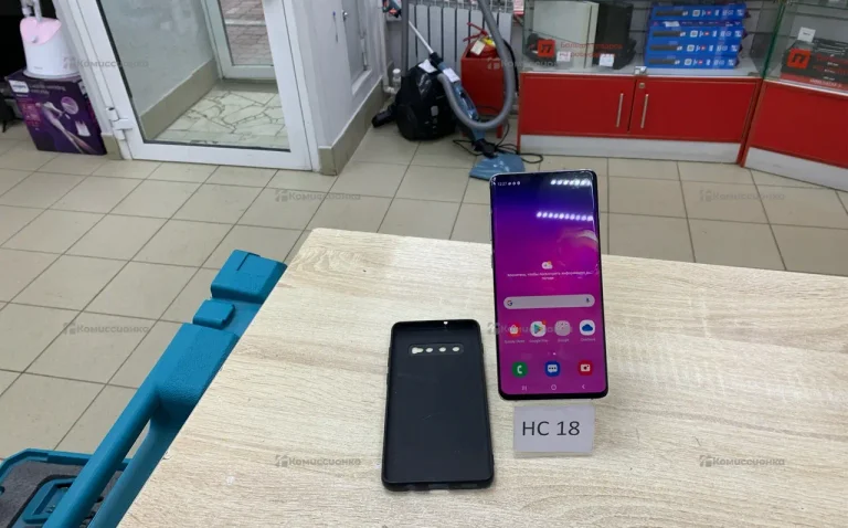Samsung Galaxy S10+ 8/128 ГБ