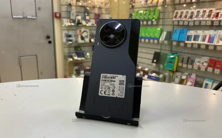 Tecno Camon 30 8/256 ГБ