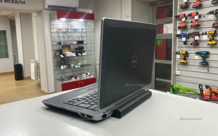 Ноутбук Dell Latitude