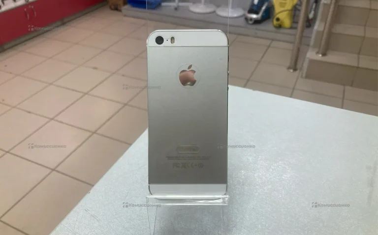 Apple iPhone 5s 1/16 ГБ