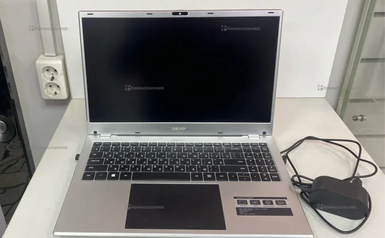 Ноутбук  DEXP