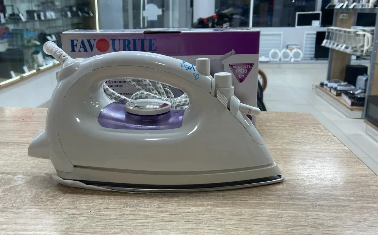 Утюг Favourite