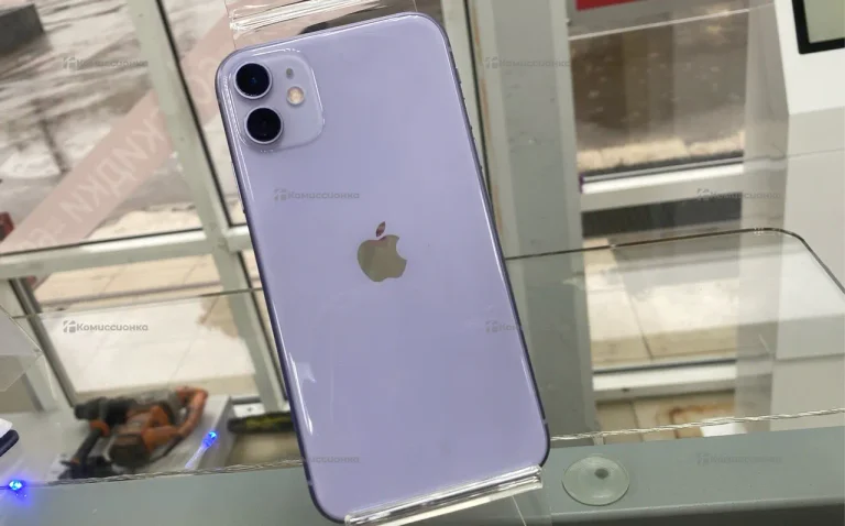 Apple iPhone 11 4/128 ГБ