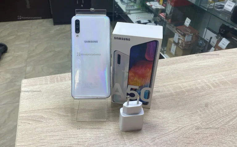 Samsung Galaxy A50 4/64Gb